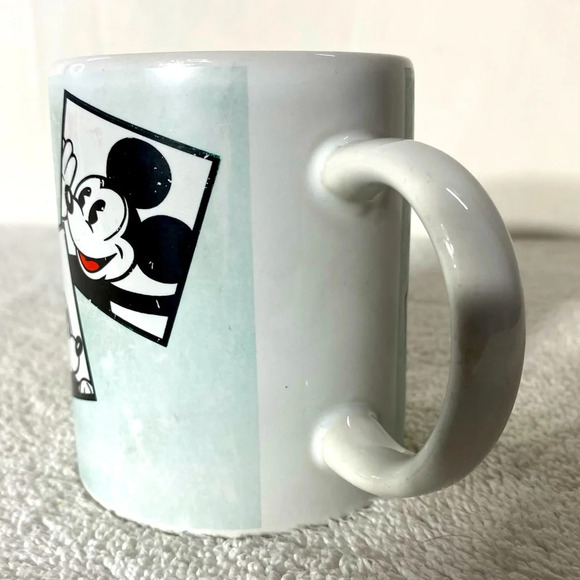 Vintage Disney Mickey Mouse Light Blue Ceramic Mug Coffee Cup - Picture 4 of 16